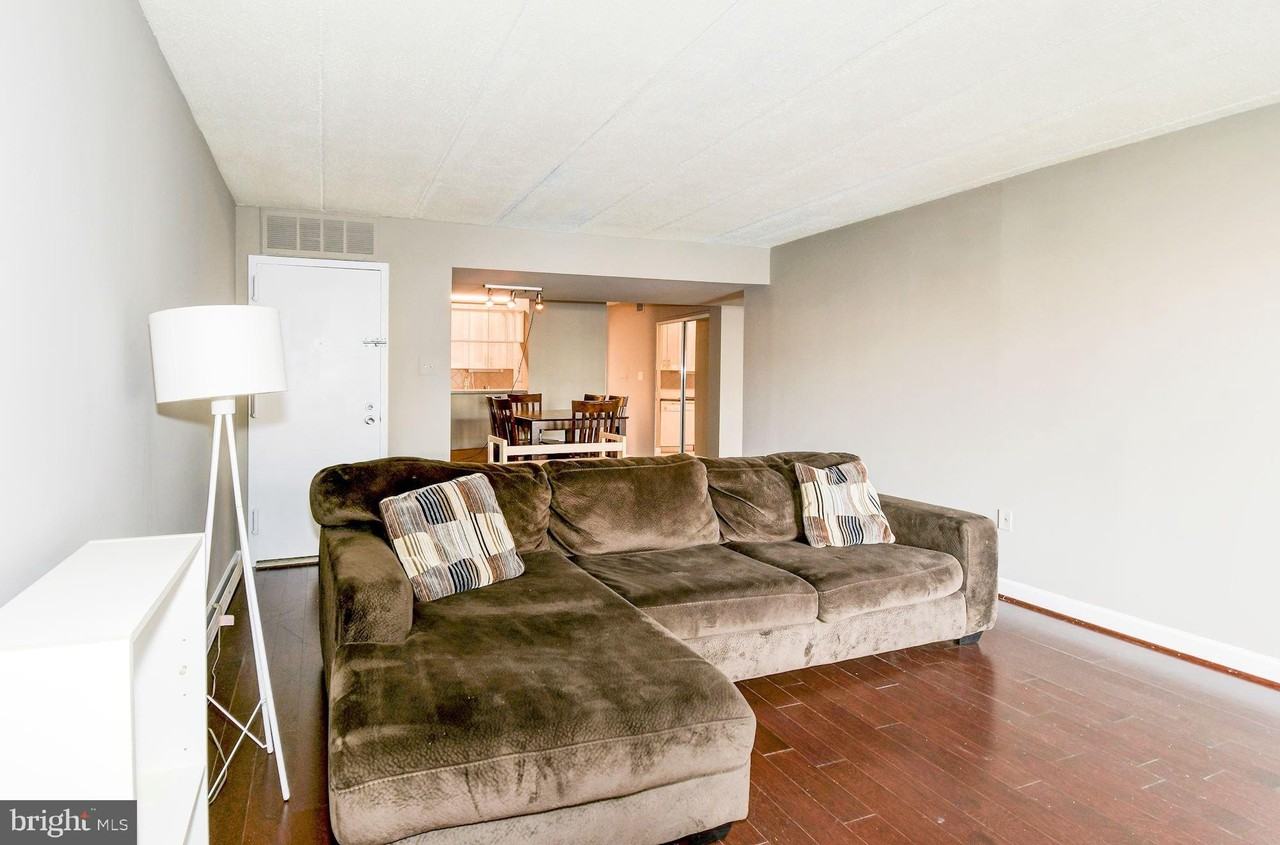 2627 Redcoat Dr #213 - Photo 7 of 18
