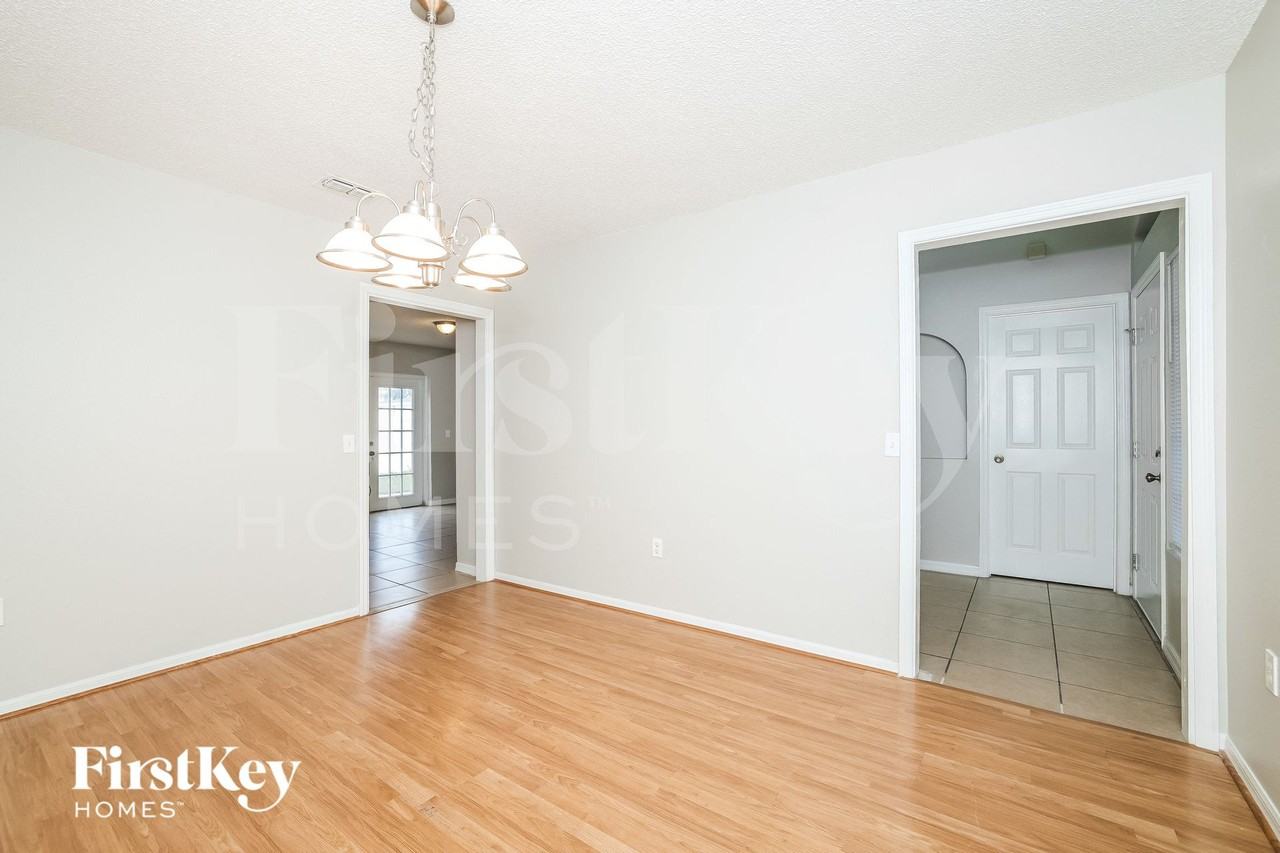 403 Gannet Ct - Photo 5 of 15