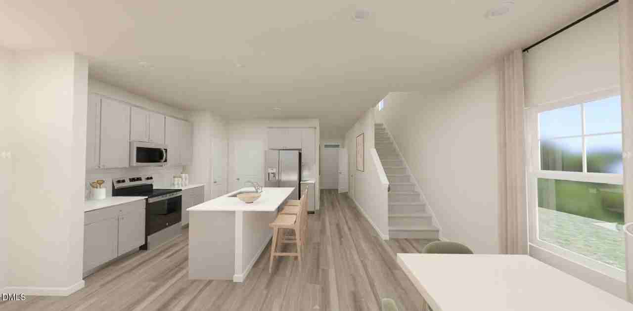 912 Pilot St - Photo 5 of 14
