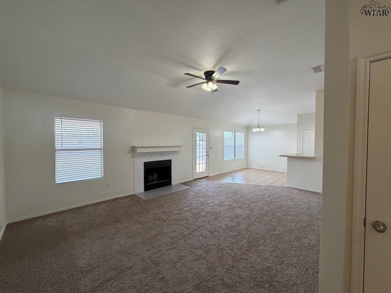 5440 Carlson St - Photo 3 of 15