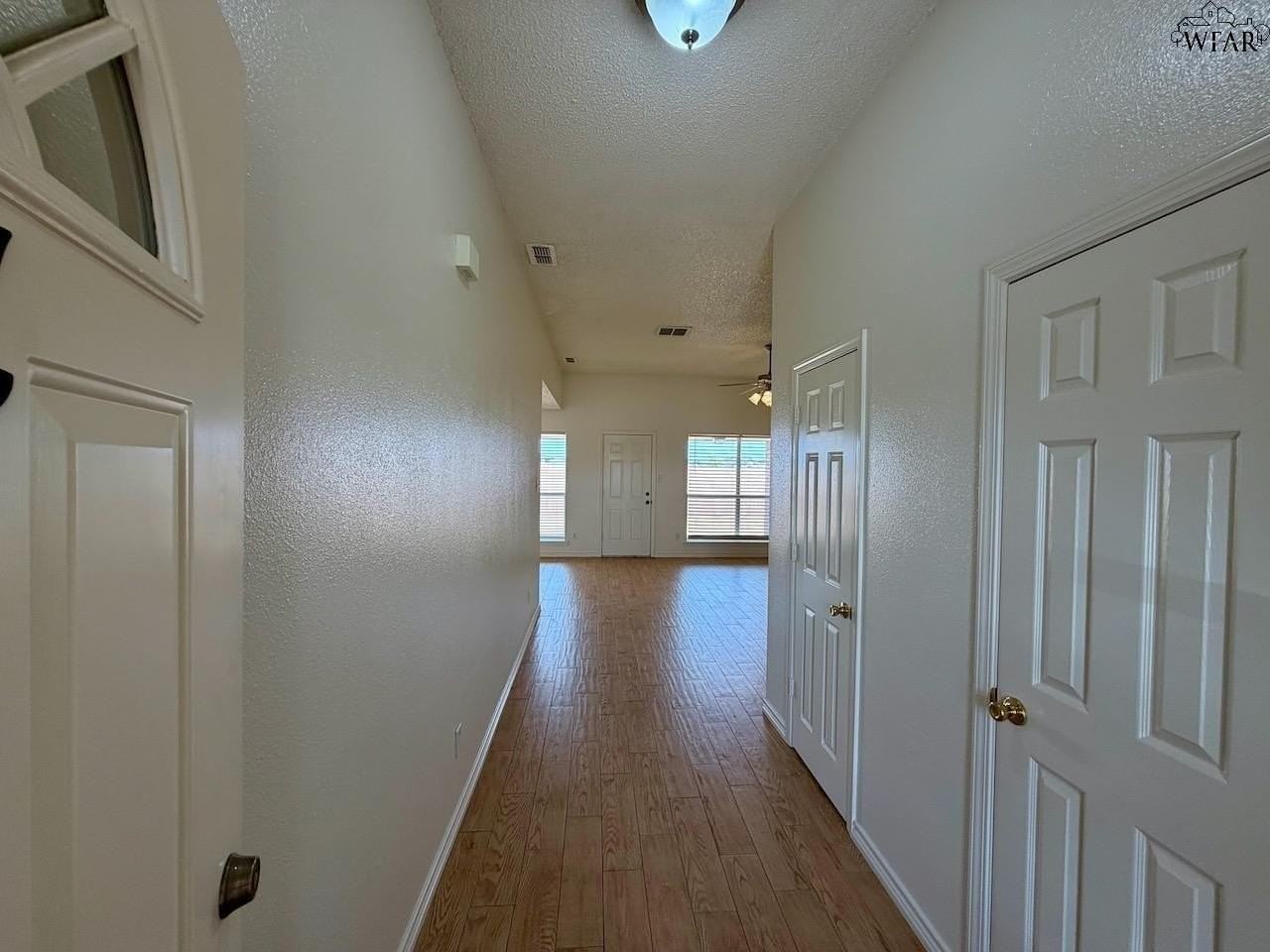 4 Delia Ct - Photo 3 of 17