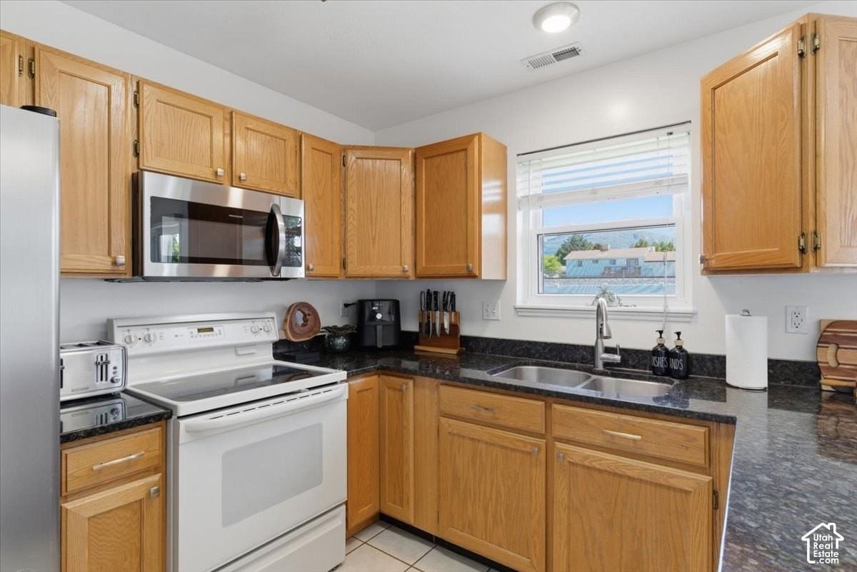 1297 S 925 W - Photo 6 of 18