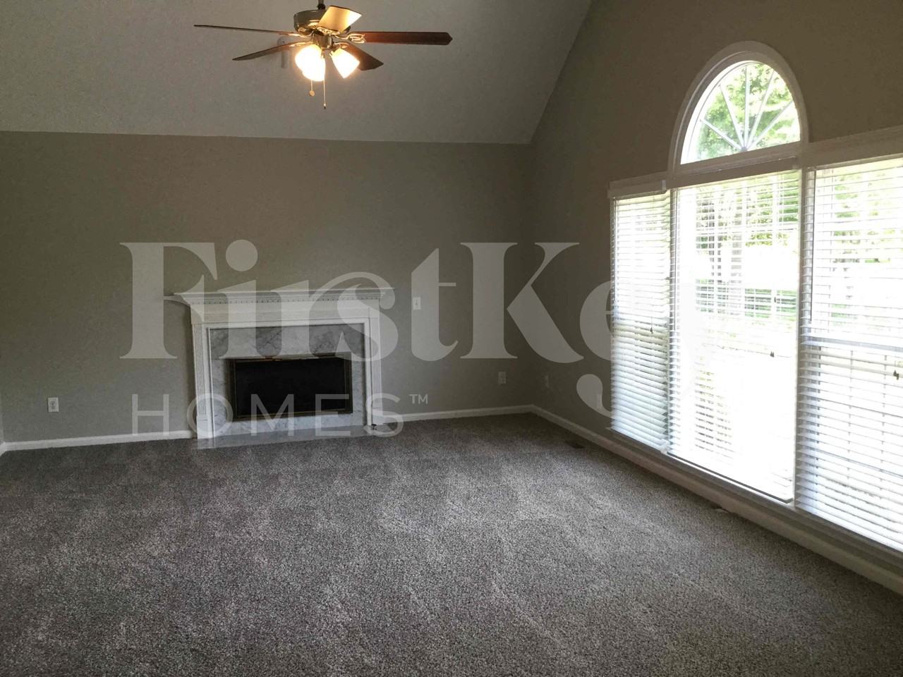 8130 Stonebrook Dr - Photo 2 of 15