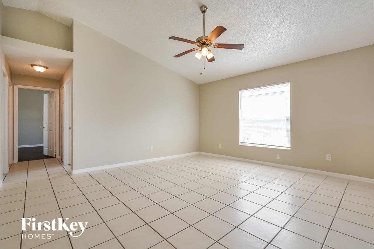 7543 Groveoak Dr - Photo 2 of 16