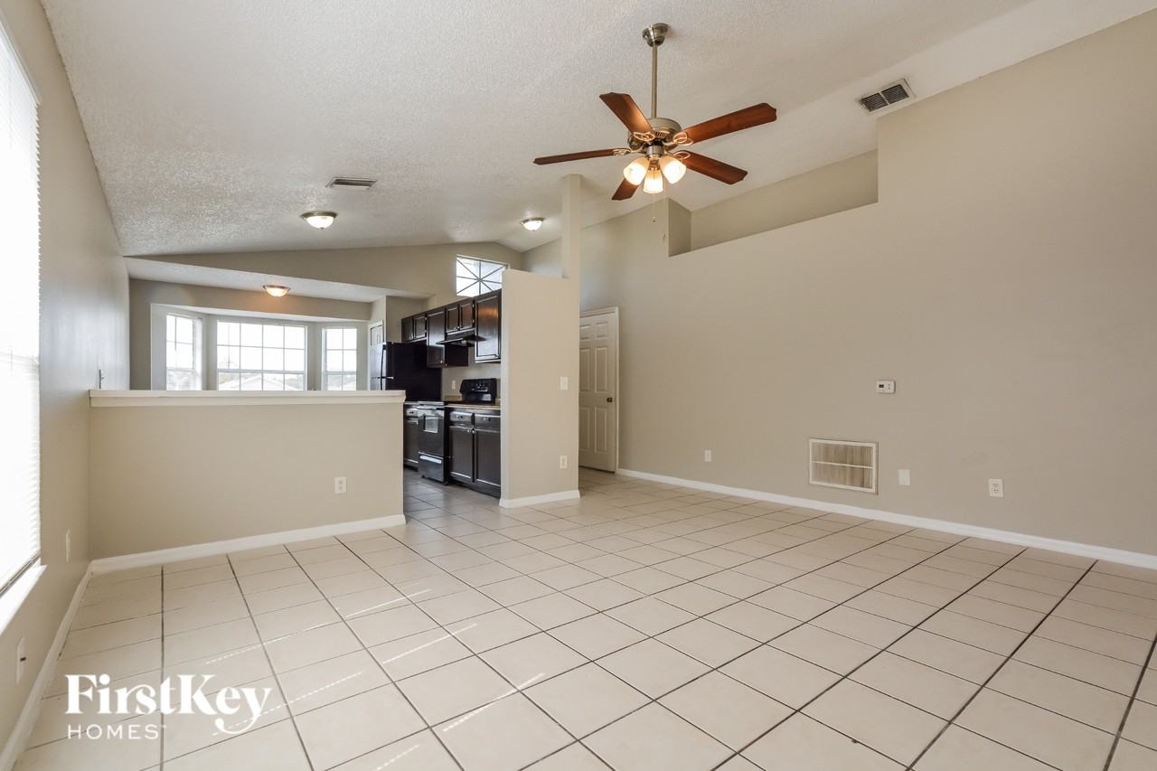 7543 Groveoak Dr - Photo 4 of 16