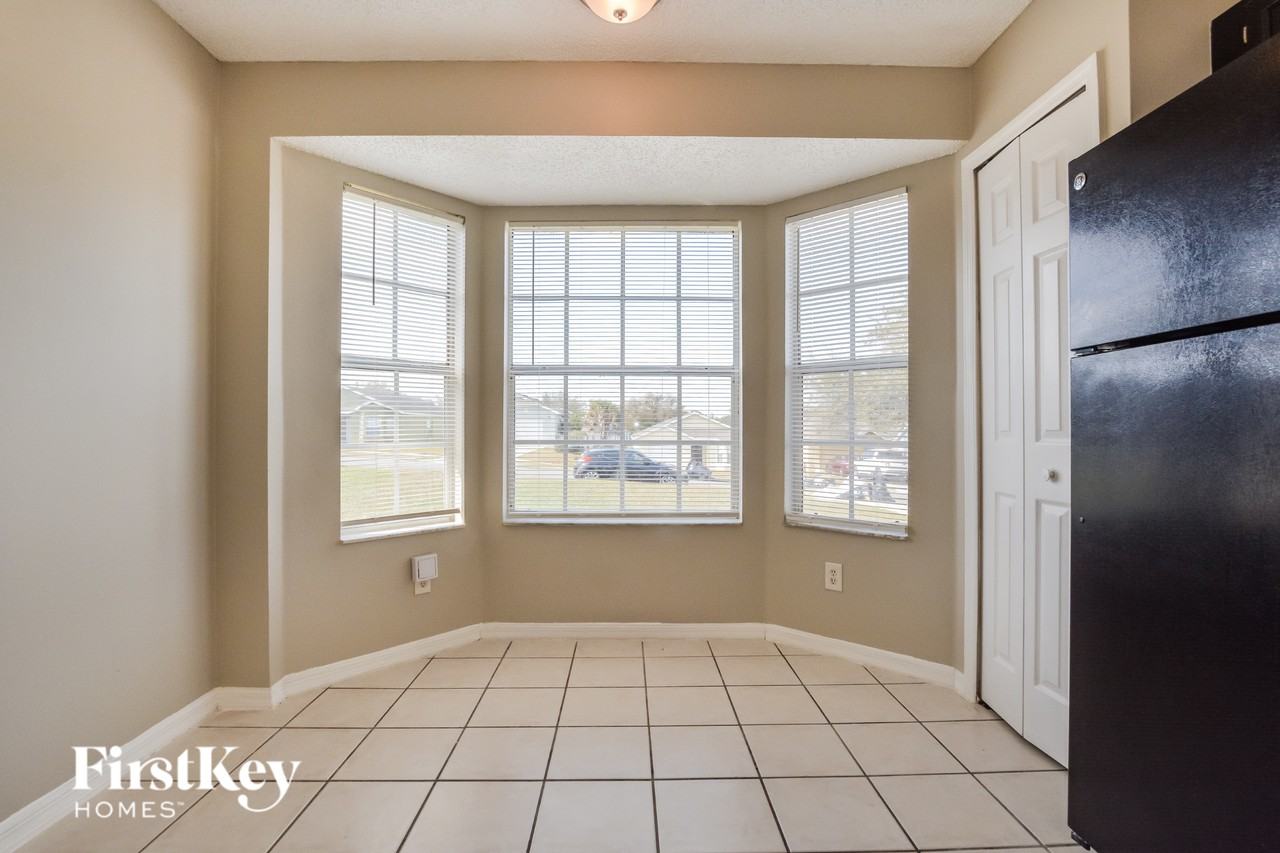 7543 Groveoak Dr - Photo 5 of 16