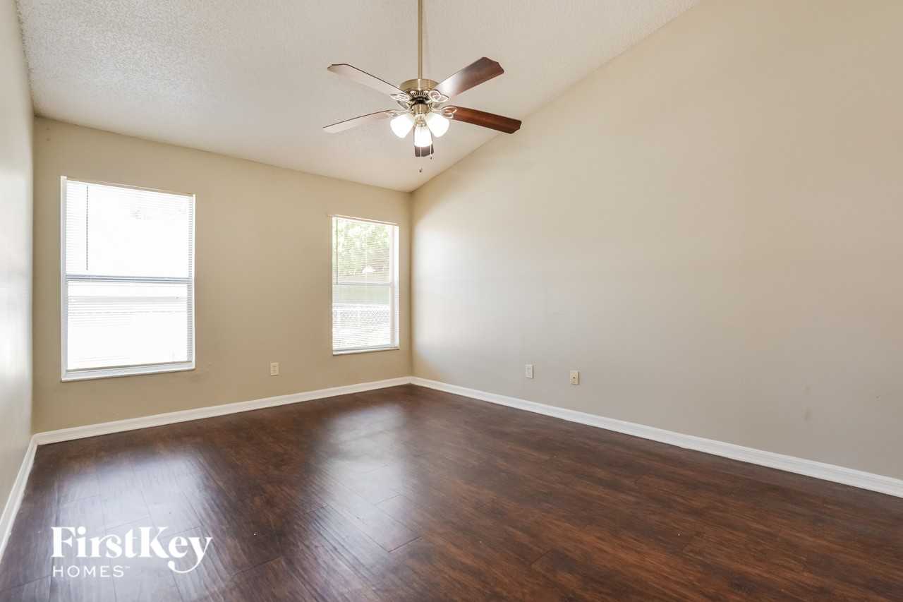 7543 Groveoak Dr - Photo 7 of 16