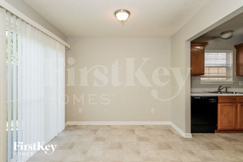 4150 Candy Apple Blvd - Photo 4 of 15