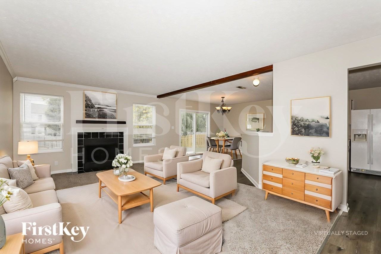 17046 Kirklin Dr - Photo 3 of 19