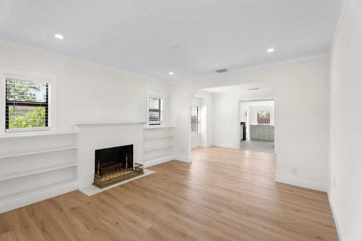 517 55th Street - Photo 4 of 8