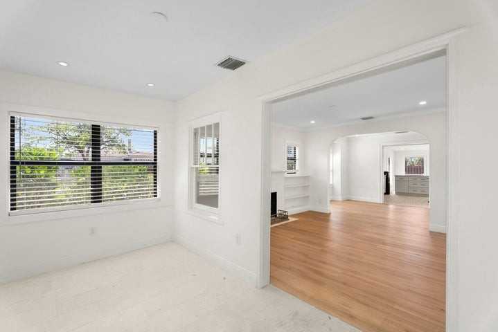 517 55th Street - Photo 5 of 8