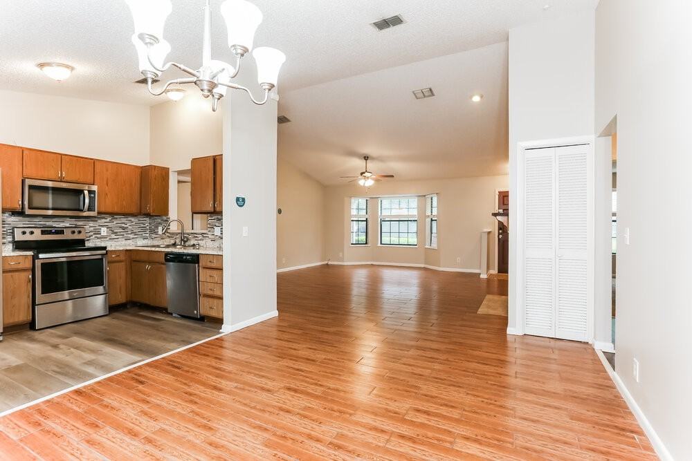 4220 Penneykamp Rd - Photo 6 of 16