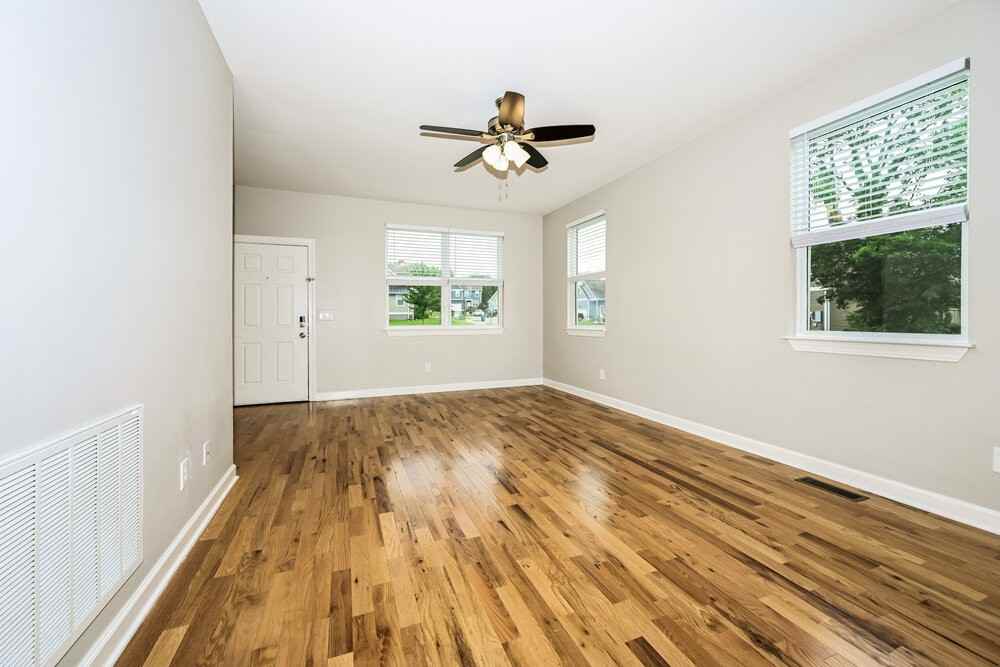 513 Sarver Ave - Photo 5 of 17
