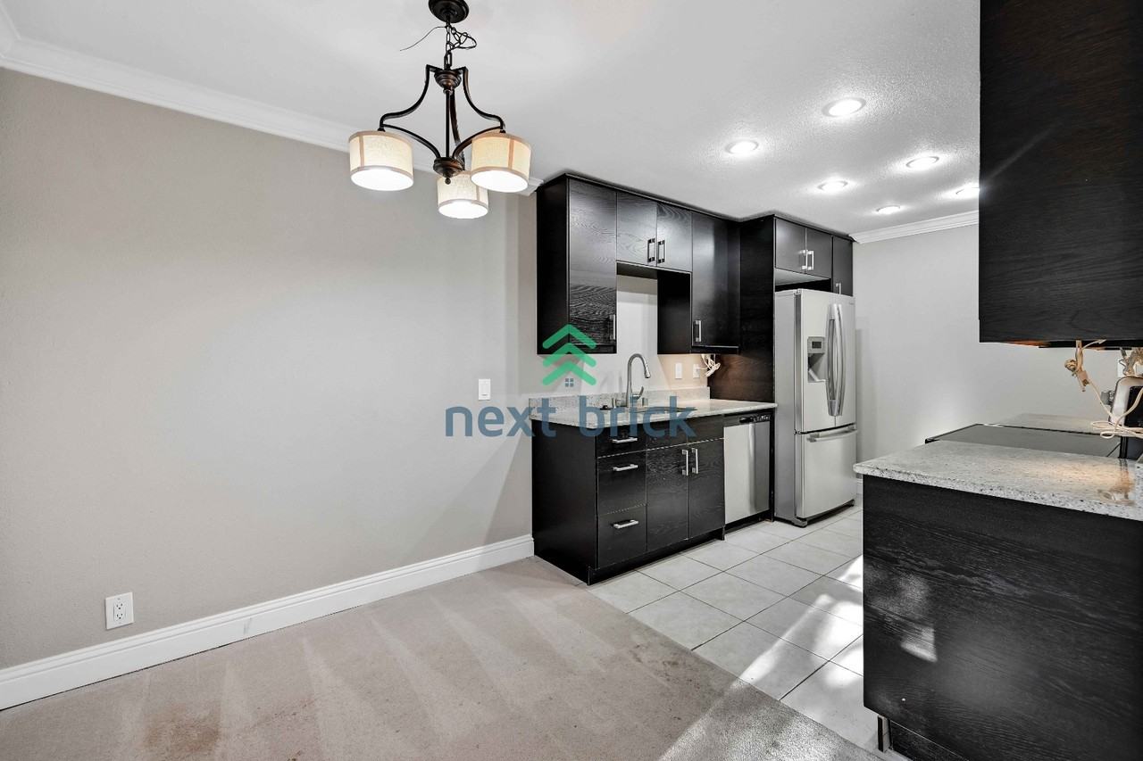 922 100th Ave Ne #113 - Photo 4 of 18