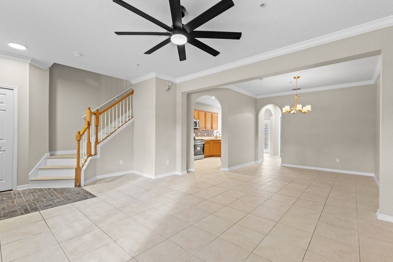 8755 Silk Bay Pl - Photo 7 of 37