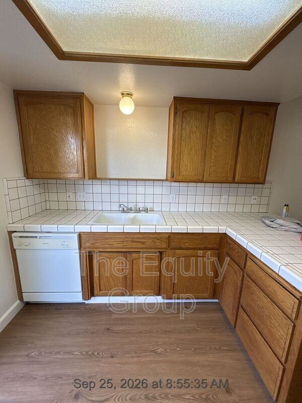 2619 S Maselli St - Photo 7 of 17
