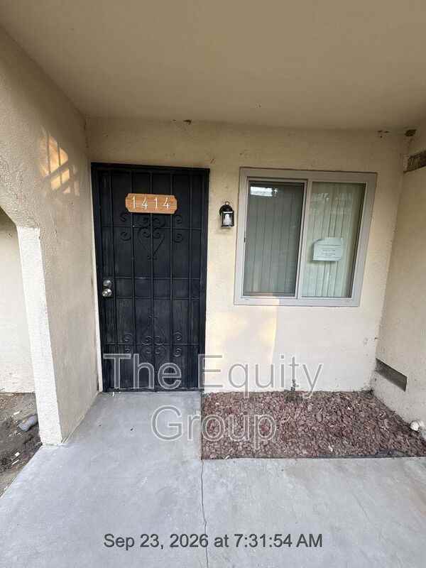 1414 W Elowin Ave - Photo 2 of 15