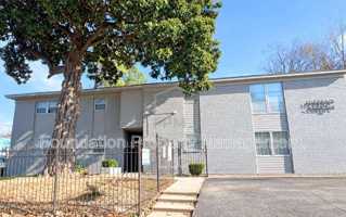 featured image of 34 N Idlewild St #15
