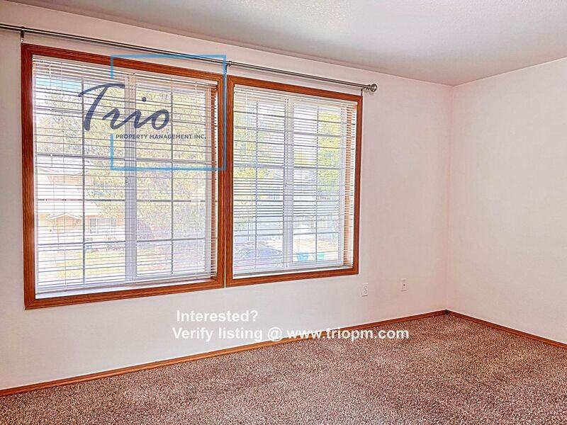 112 Lea Ave - Photo 3 of 20