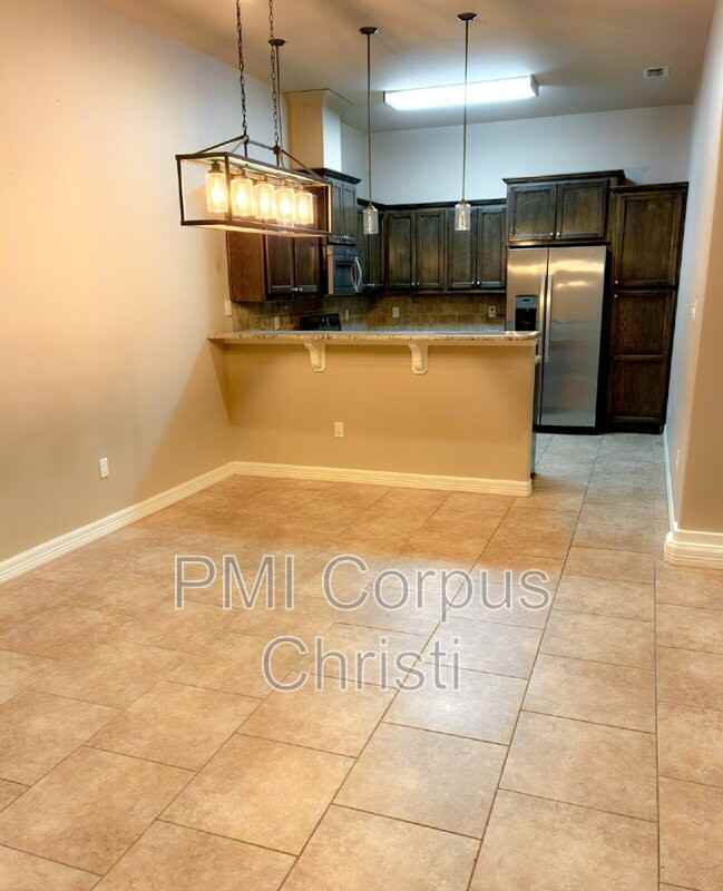 4750 Grand Junction Dr #50 - Photo 5 of 22