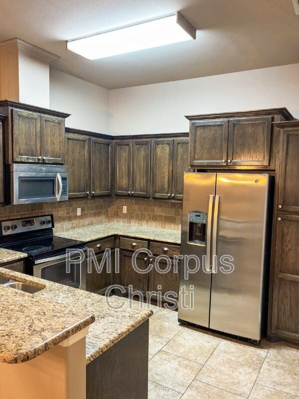 4750 Grand Junction Dr #50 - Photo 6 of 22
