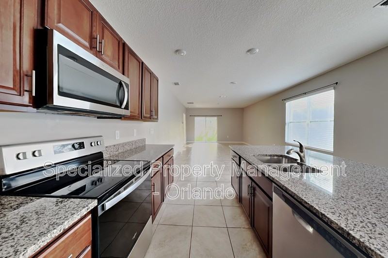 227 Duke Dr - Photo 3 of 16