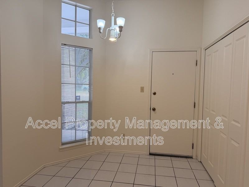 6617 N 40th St - Photo 7 of 25