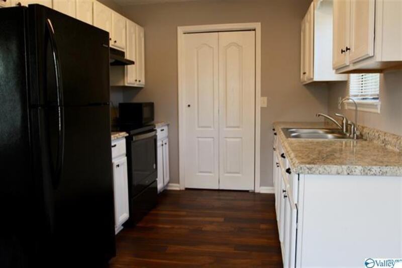 2702 Wilson Dr Nw - Photo 3 of 16