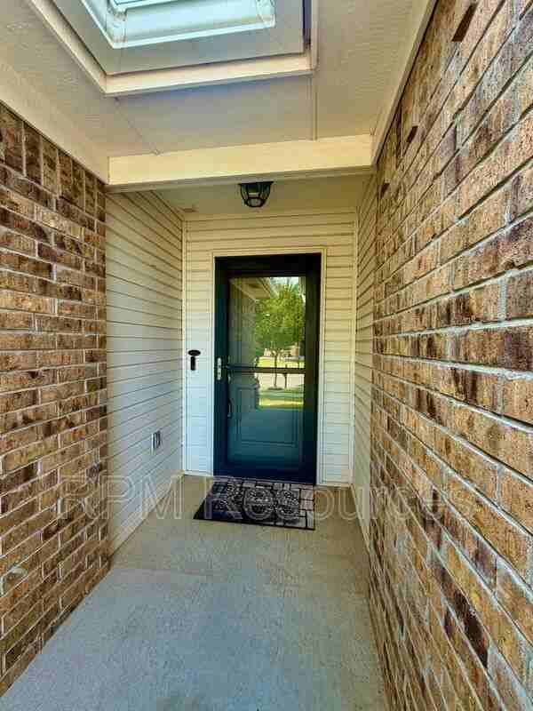 12936 Nw 4th Ter - Photo 6 of 35