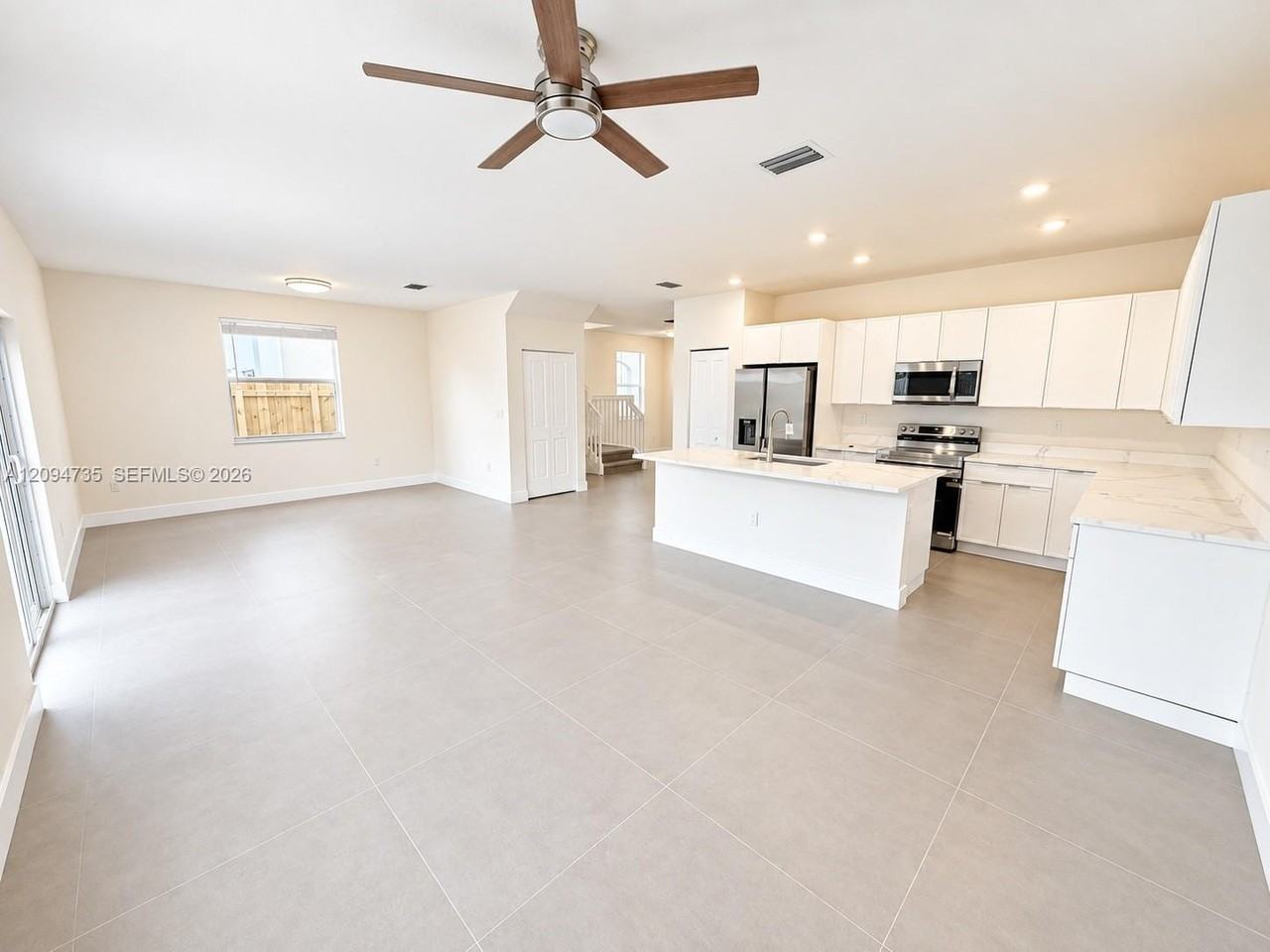 2518 Se 26th Ln - Photo 2 of 8