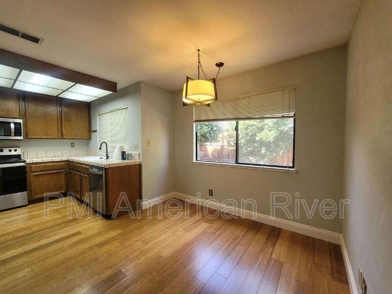 284 River Run Cir - Photo 3 of 11