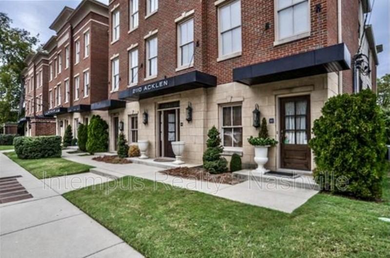 2110 Acklen Ave #106