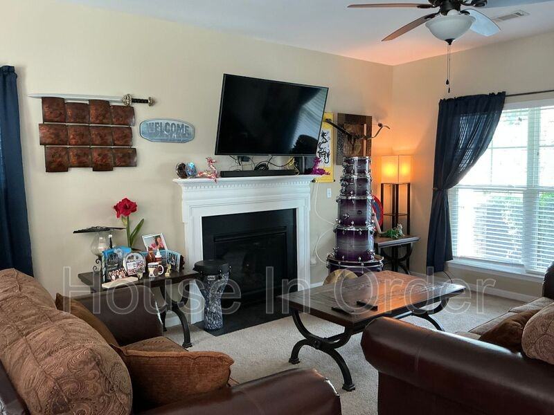 363 Faulkner Dr - Photo 6 of 23