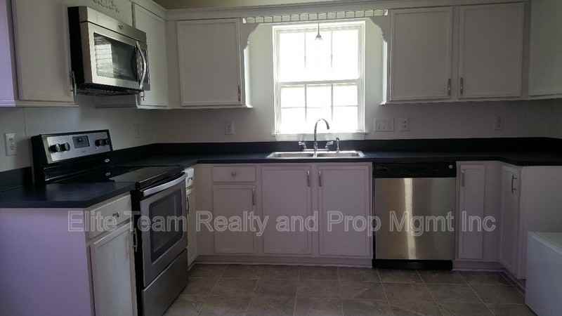 8209 Lamplighter Pl - Photo 3 of 12