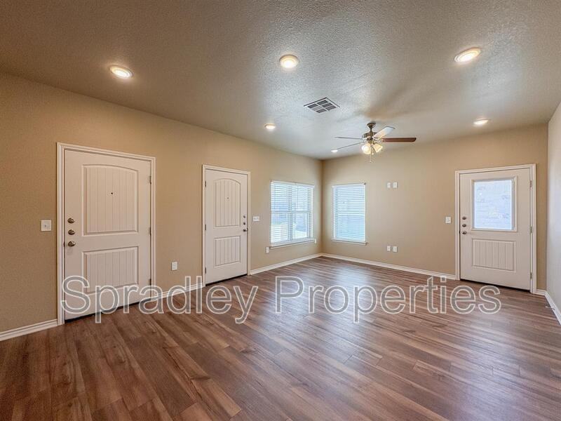 1083 Hibiscus Unit A - Photo 3 of 16