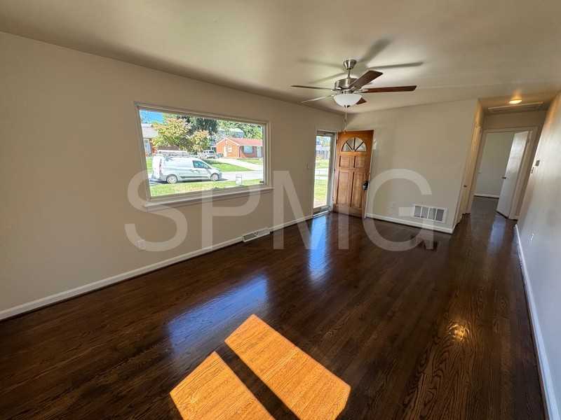 216 Nancy Dr Nw - Photo 5 of 20