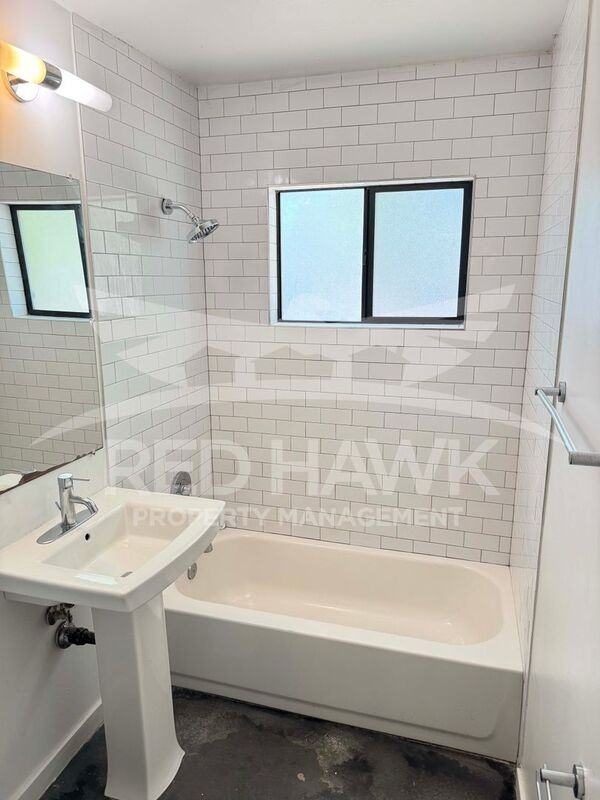 319 W Highland Ave #3 - Photo 6 of 13