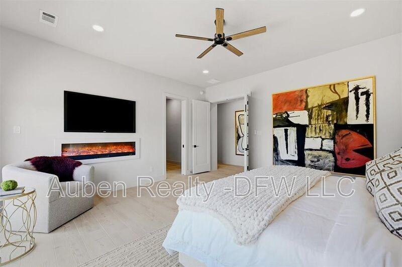 2284 Cowan Rd - Photo 4 of 18