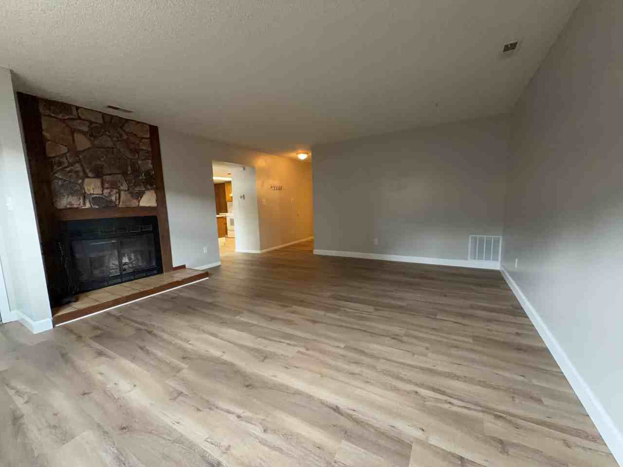 6987 Gayle Lyn Ln - Photo 3 of 16
