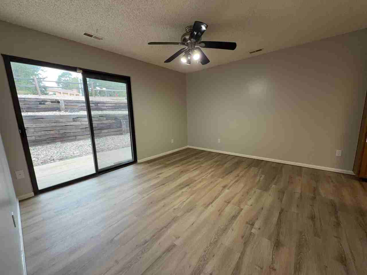 6987 Gayle Lyn Ln - Photo 4 of 16