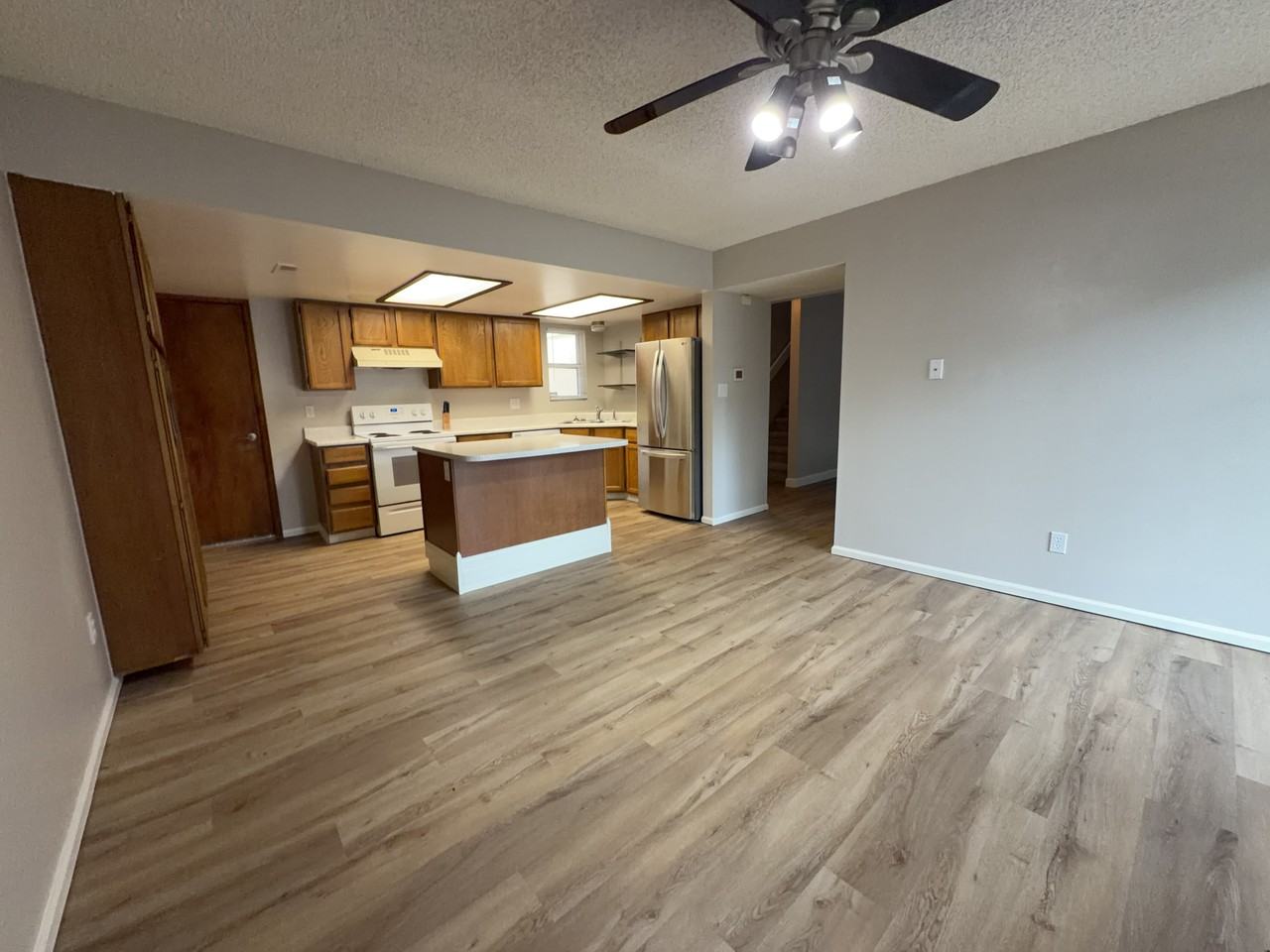 6987 Gayle Lyn Ln - Photo 5 of 16