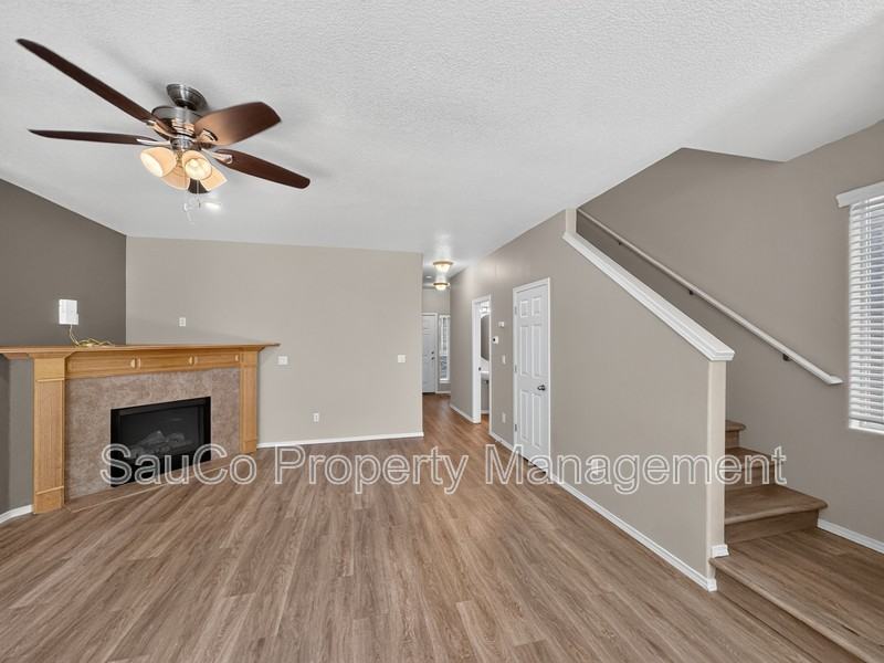 4572 Se Olivewood St - Photo 7 of 28