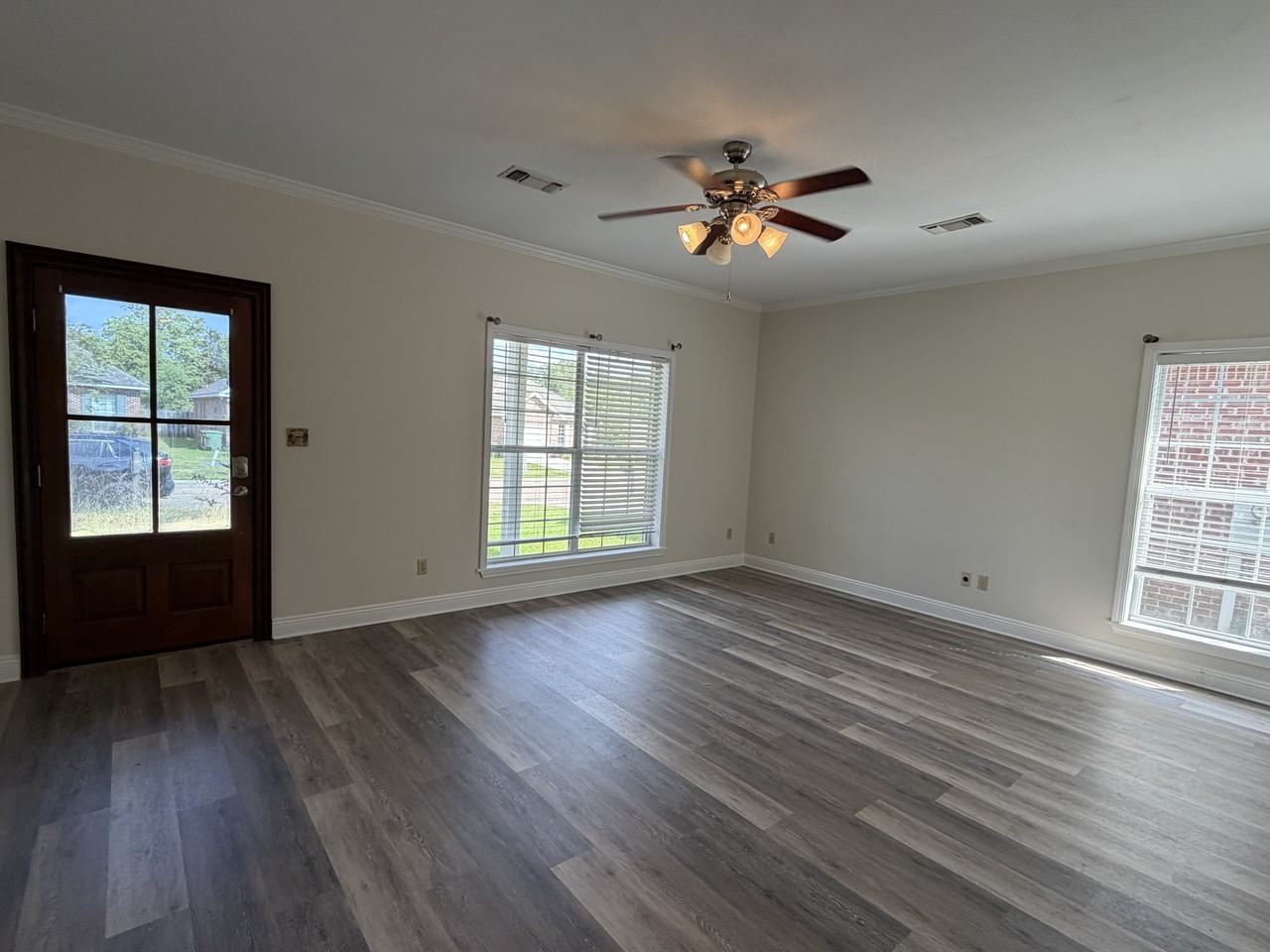 7 Westerly Dr - Photo 2 of 14