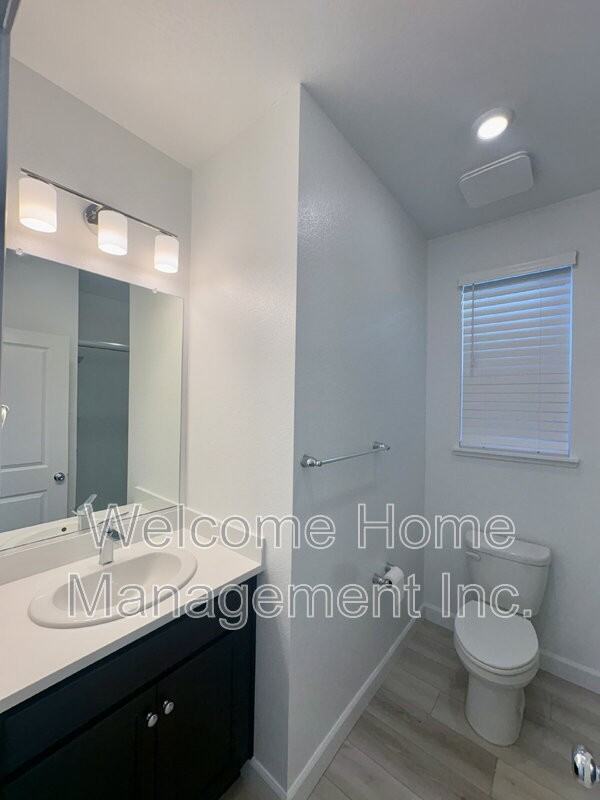1945 Chandler Dr - Photo 5 of 21