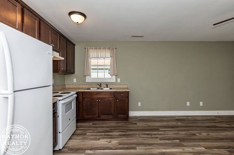 618 E Pine Ave - Photo 6 of 20