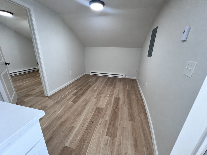69 Glenwood Ave - Photo 5 of 12
