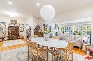 13059 Addison St - Photo 4 of 8