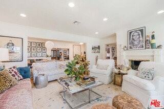 13059 Addison St - Photo 7 of 8