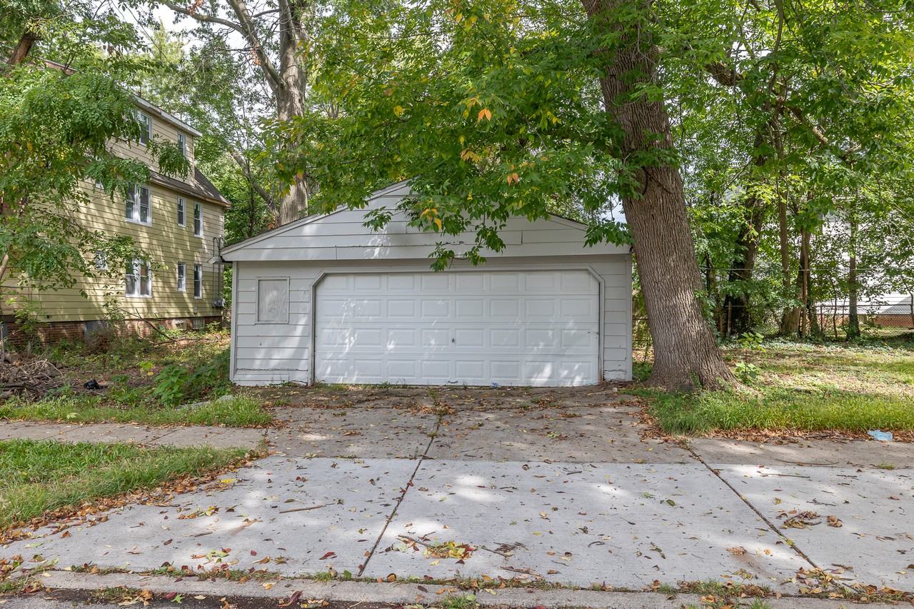 18105 Olympia Rd - Photo 2 of 21