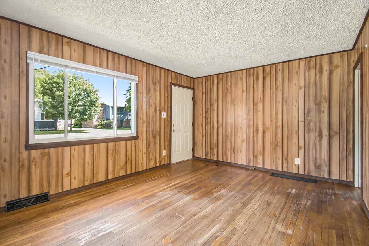 919 W Jefferson Blvd - Photo 3 of 12